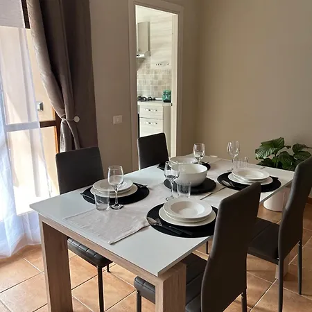 Collina Fleming 32 * רומא