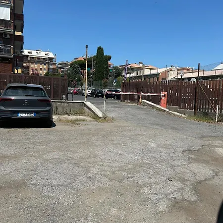 Apartament Collina Fleming 32 *